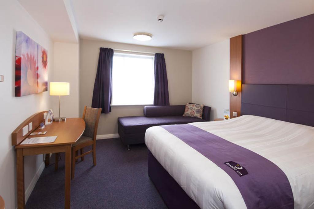 Premier Inn Leicester Fosse Park Buitenkant foto