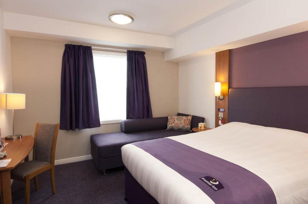 Premier Inn Leicester Fosse Park Buitenkant foto